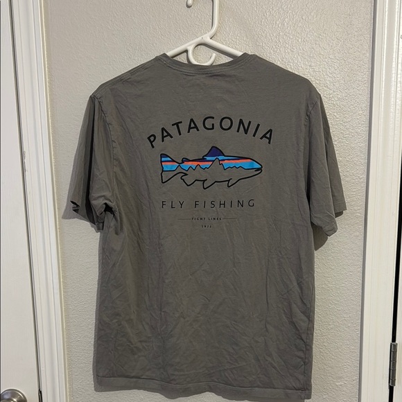 PATAGONIA Framed FITZ ROY Trout ORGANIC COTTON T-Shirt - Picture 6 of 6
